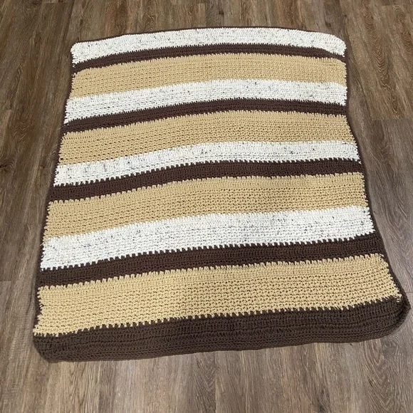 USED HANDMADE BLANKET